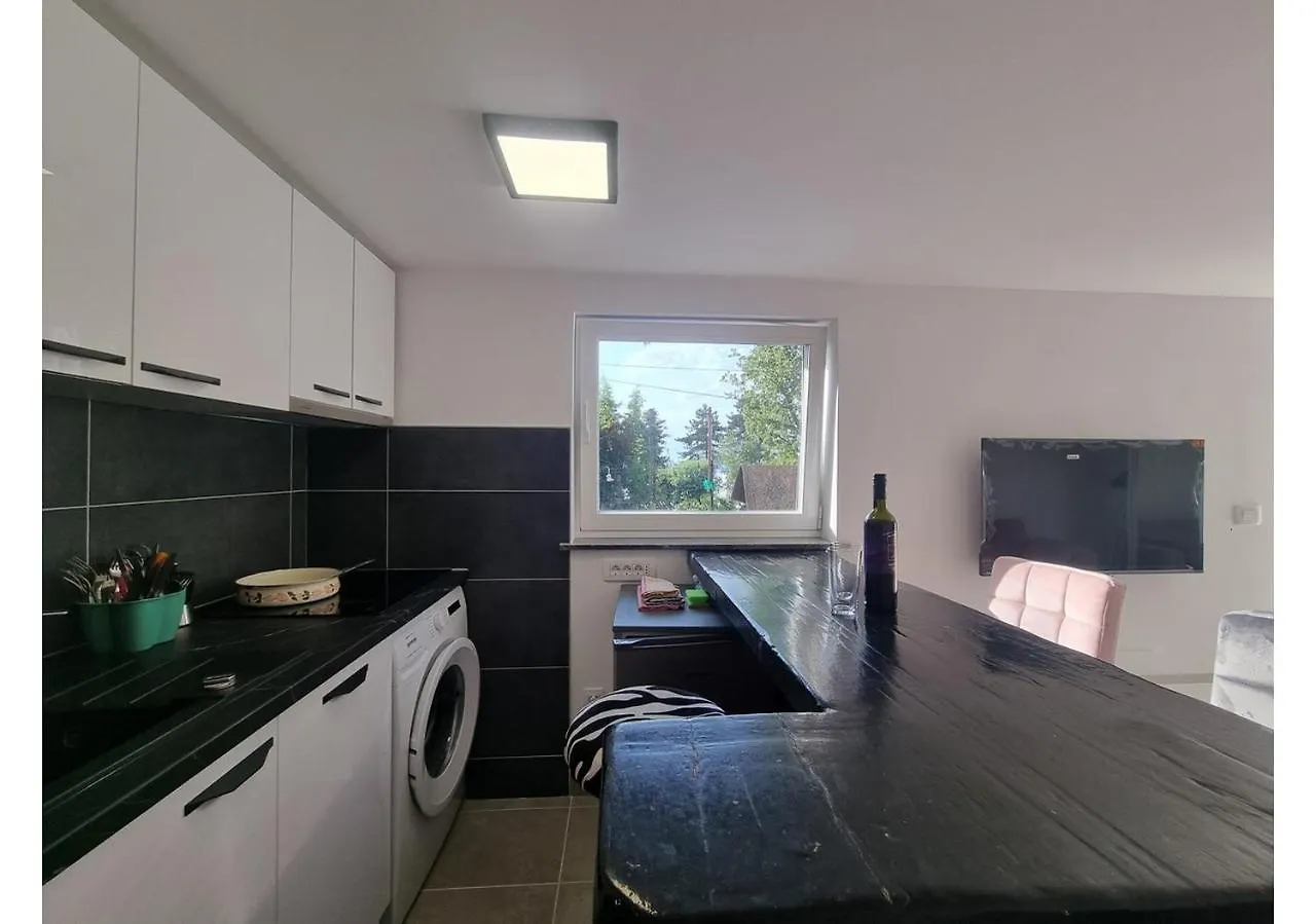 Apartmán Apartman Luna - 50 M Od Mora Njivice