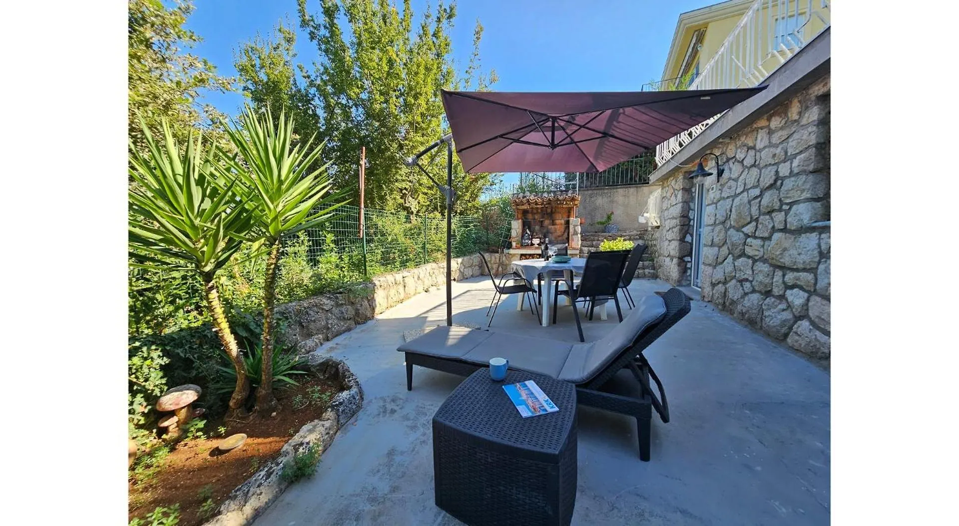 Apartmán Apartman Luna - 50 M Od Mora Njivice Chorvatsko